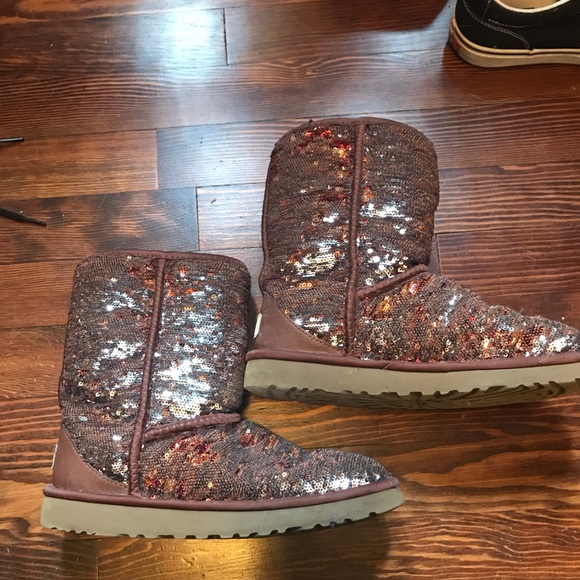 Authentic sequin uggs - Picture 1 of 6